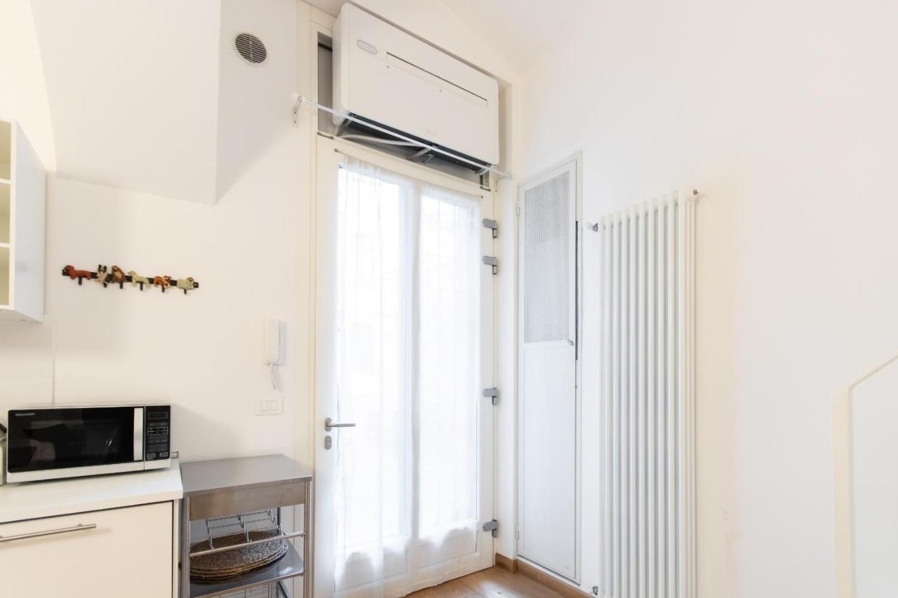 Charming Studio Near Piazza Castello By Wonderful Italy Turin Exteriör bild